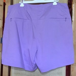 Nike Fit Dry Women’s Golf Shorts, size 10 M